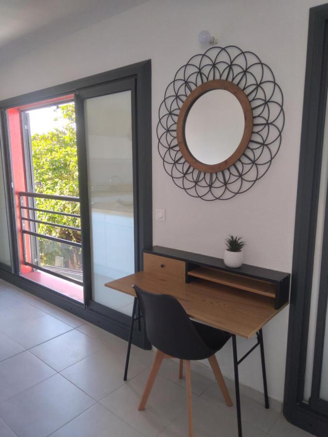 Le Yuka Apartment Saint-Francois  Ngoại thất bức ảnh