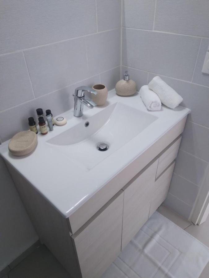 Le Yuka Apartment Saint-Francois  Ngoại thất bức ảnh